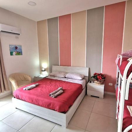 Home Regina Giovanna Napoli Exterior foto