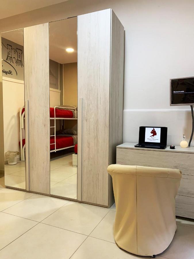 Home Regina Giovanna Napoli Exterior foto