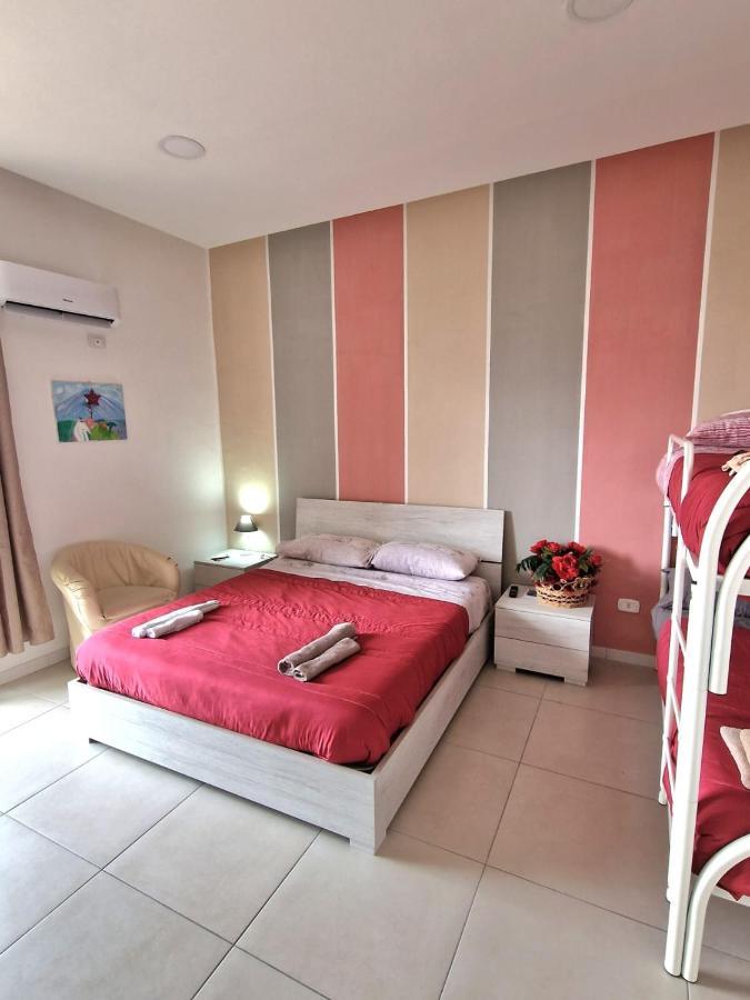 Home Regina Giovanna Napoli Exterior foto